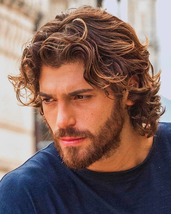 Trending Men’s Hairstyles in 2025: Fresh Looks to Try This Year